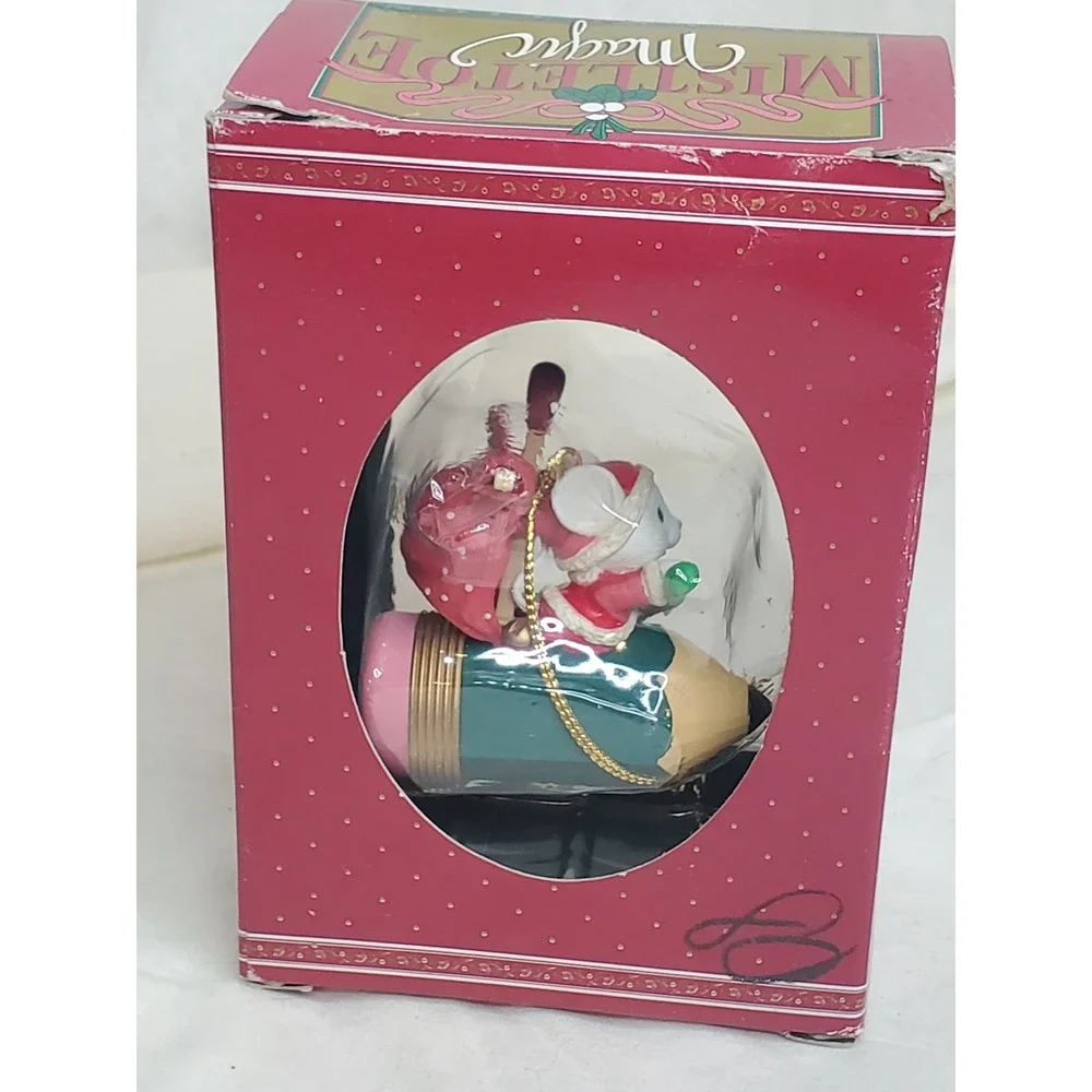 Mistletoe Magic Merry Christmas‎ Teacher Mouse on Pencil Ornament WM81213 NEW
